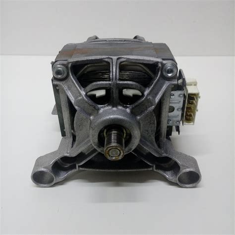 Двигатель к стиральной машине Indesit, Ariston C00299509 в Санкт ...