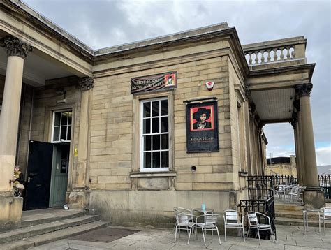 The Kings Head Huddersfield Situated In The Grade I Listed Flickr