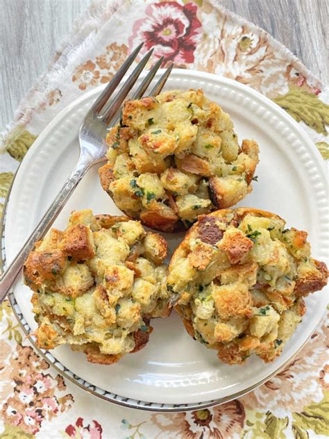 Stuffing Muffins - Foodtastic Mom