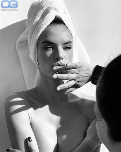 Alessandra Ambrosio Nude Pictures Onlyfans Leaks Playboy Photos Sex Scene Uncensored