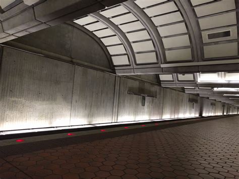 Metro has its issues, but I still love it's design and look : washingtondc