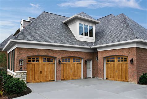 Garage Doors: Holmes Garage Door Company