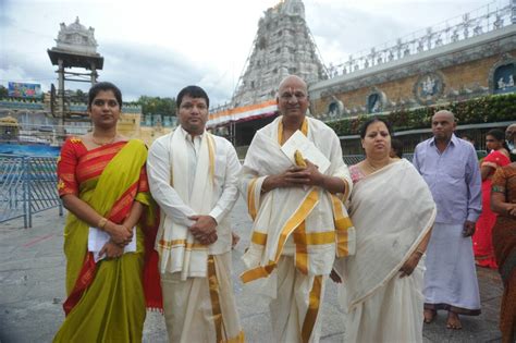 Rajendra Prasad – Tirumala Updates