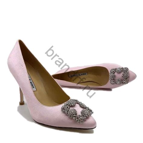 Manolo Blahnik Logo
