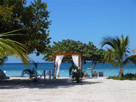 Couples Negril (47) | Just 4U Travel | Trish DeDamos | Chief Travel Designer