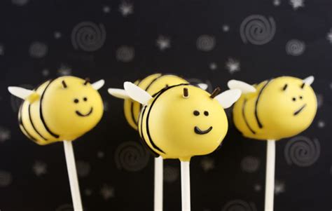 Bumblebee Cake Pops | CANDIQUIK