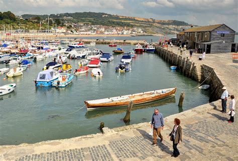 The Cobb At Lyme Regis The Famous Cobb At Lyme Regis In We Flickr