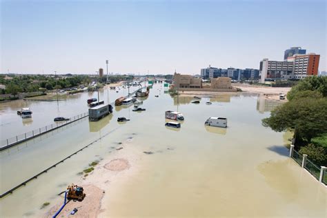 Dubai floods toll rises to 4, more rains predicted