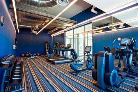 Ashburn, VA, Hotels with Gym and Bar | Aloft Dulles Airport North