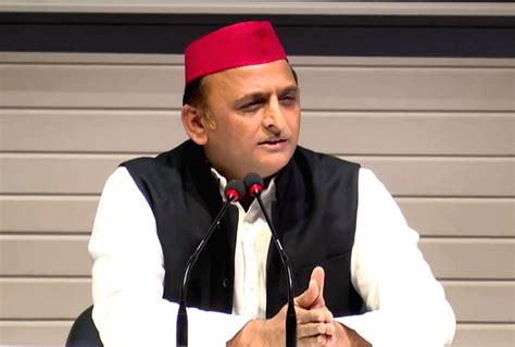 Samajwadi Party President Akhilesh Yadav During A Press Conference