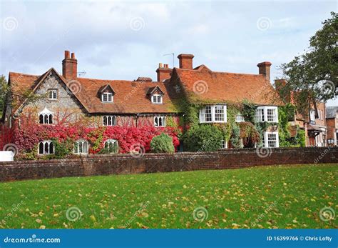 Cottages on an English Village Street Stock Photo - Image of fall ...