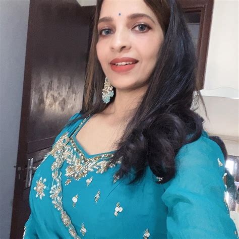 anju santhosh