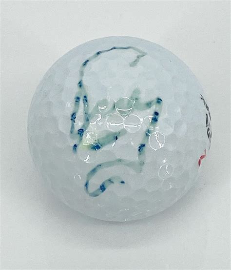 Fuzzy Zoeller Signed Golf Ball - Fuzzy Zoeller (Signed Ball)