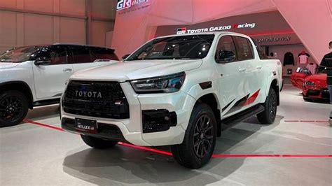 Toyota New Hilux GR Sport Resmi Meluncur Cek Harga Dan Skema Kreditnya