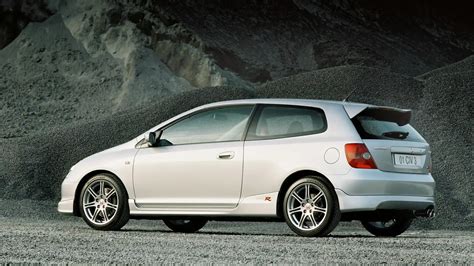 The History Of The Honda Civic Type R Drive