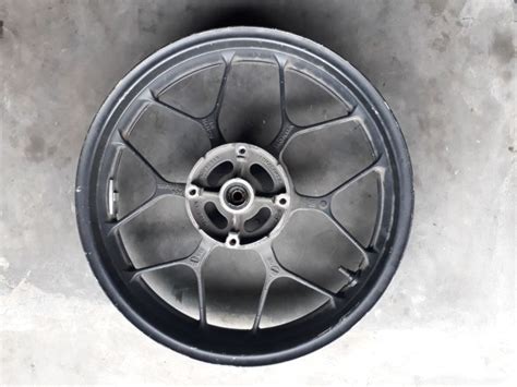 Velg Racing Roda Belakang Tapak Lebar Original Honda Supragtr