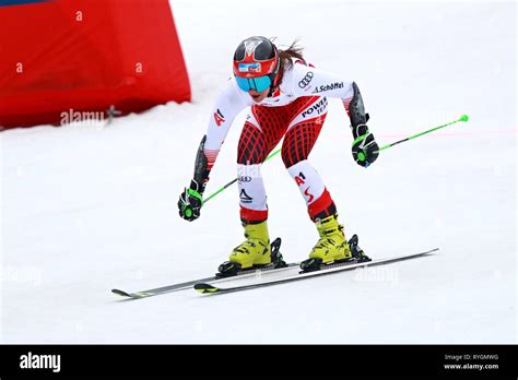 Austrian Ricarda Haaser la coupe du monde de ski alpin slalom géant