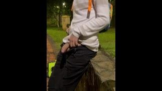 Cruising Joven Gay Es Follada a Pelo Por un Extraño En El Coche En un