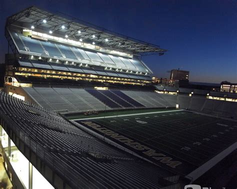 Husky Stadium Update - The lights are on! - UW Dawg Pound