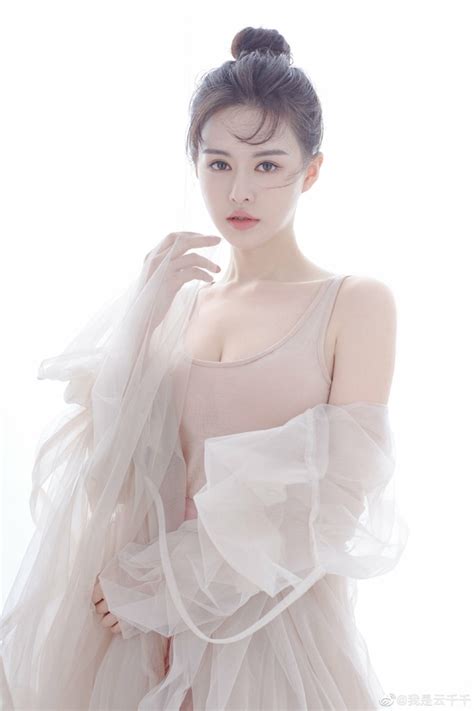 M Nh N Gi T Vai C A Ch L Nhi T Ba Trong Thi N Long K Nhan S C Nh Bom Sex Hong Kong