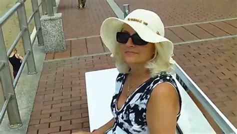 Naughty Blonde With A Foot Fetish Gets Her Pussy Licked Before Giving A Thrilling Blowjob Xhamster