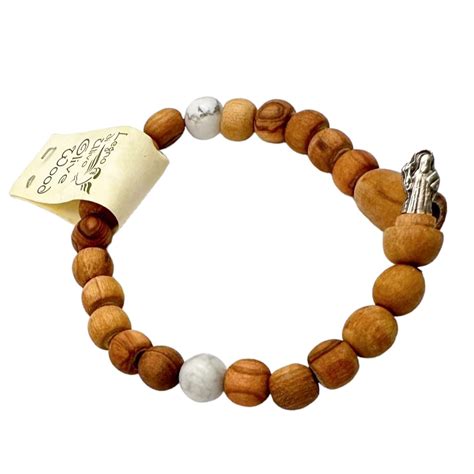 Pulsera Con Figura De San Benito Escondido Madera De Olivo Botiga De