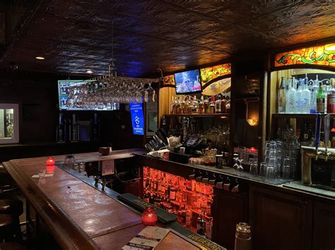 Pineapple Hill Saloon & Grill - Scoundrel's Field Guide