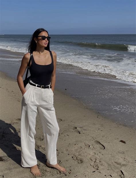 Ngo I Bikini Y L M N Ph N Ph P Lu N Mang Theo Khi I Bi N