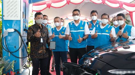 Mobil Listrik Jadi Kendaraan Resmi Ktt G Pln Bangun Spklu Di Bali