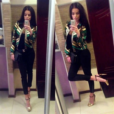 Pin By Glamfashionluxe On F A S H I O N Jetset Babe Gorgeous Girls How To Look Expensive