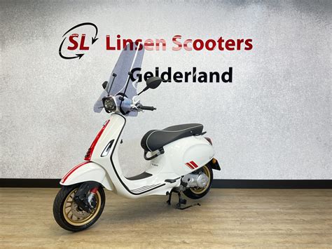 Vespa Sprint 25 Km H Racing Sixties Wit 2021 Linsen Scooters Gelderland