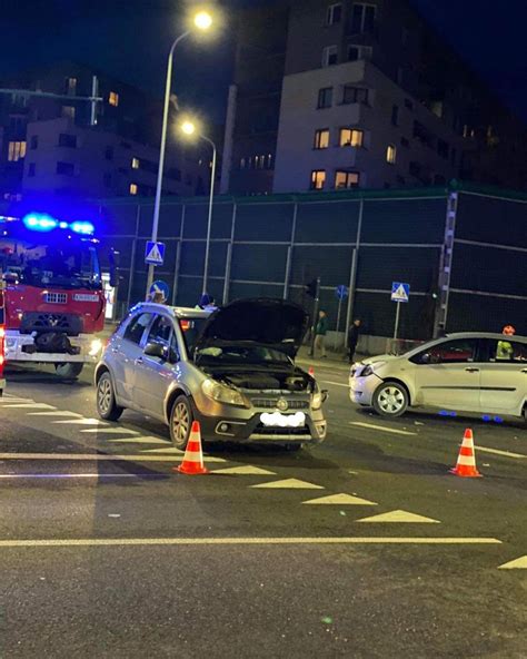 Powa Ny Wypadek Na Skrzy Owaniu Ulic Dobrego Pasterza I Bohomolca