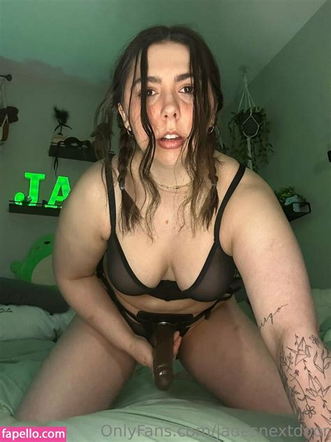 Jadesnextdoor Jadorenextdoor Nude Leaked Onlyfans Photo Fapello