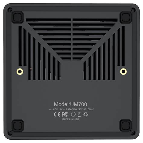 MINISFORUM UM700 8GB/256GB Ryzen7 3750H Radeon Vega 10 GPU