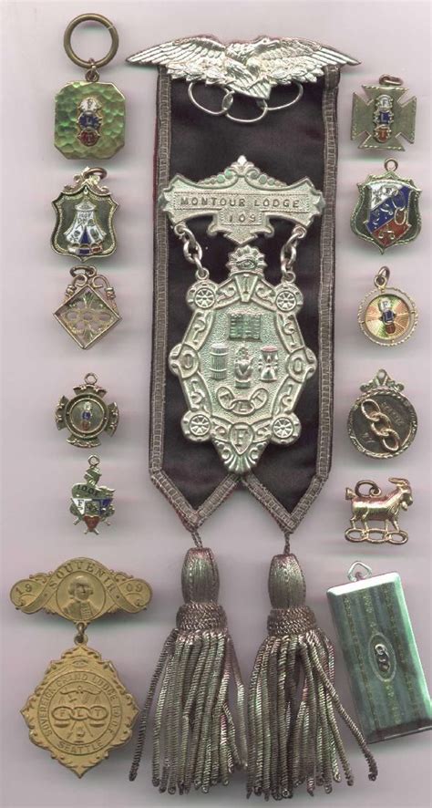 17 Best images about Oddfellows~Insignias, Symbols & Coats of Arms on ...