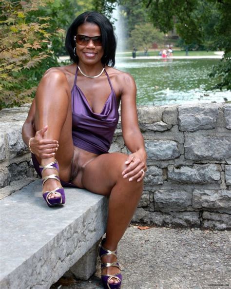 Ebony Milf Flashing Public Free Sex Photos Best Porn Images And Hot