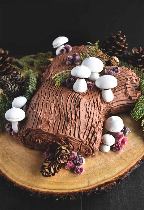 20 ý tưởng yule log cake decorating ideas đầy màu sắc và cảm hứng cho