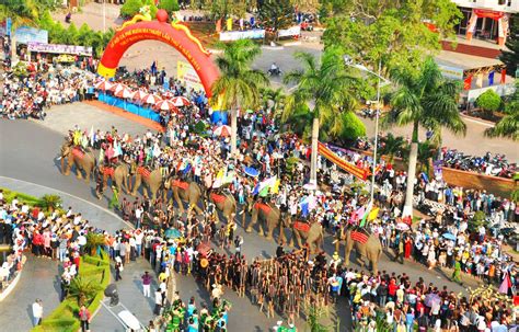 VIETNAM – Buon Ma Thuot Coffee Festival closes today - Comunicaffe ...