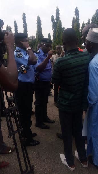 Photos Students Protesting The Detention Of Shiite Leader Ibrahim El