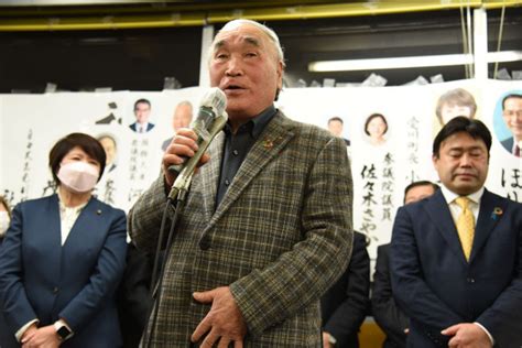 厚木市長選 山口貴裕氏が初当選 親子2代で市長に 厚木市長選 カナロコ By 神奈川新聞