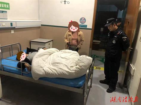 【我为群众办实事】男子醉酒倒地不起，花垣公安巡特警及时送医保安全