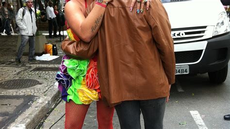 Fotos Parada Gay 2012 10 06 2012 UOL Notícias