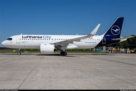 D Aiji Lufthansa City Airlines Airbus A N Photo By Yannik Siegert