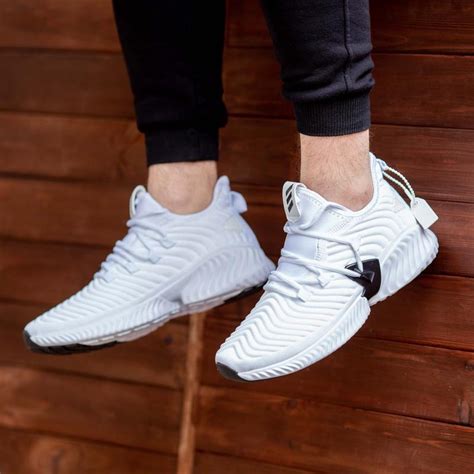 Мужские летние белые кроссовки сетка adidas sharks 42р. adozero ad29 ...