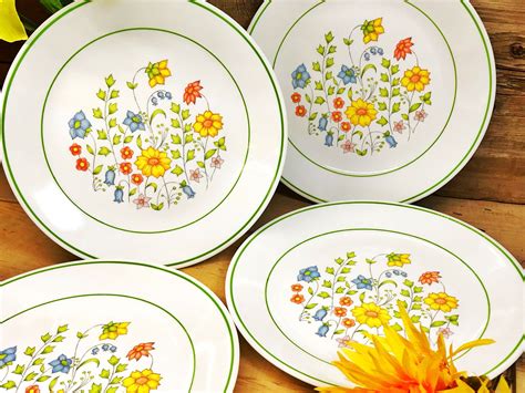 4 Corelle Meadow Dinner Plates Vintage Corelle Meadow Dinner Plates