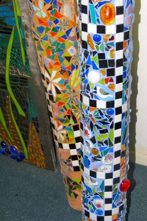 Mosaic Totem Poles Ideas Mosaic Totem Mosaic Garden