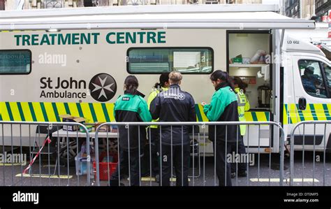 St John Ambulance Hi Res Stock Photography And Images Alamy