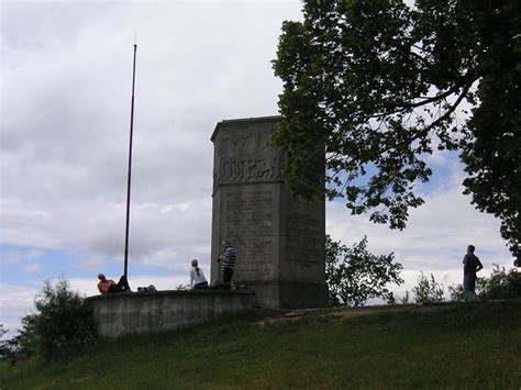 Aussichtspunkt Und Denkmal Lueg Fotos Hikr Org