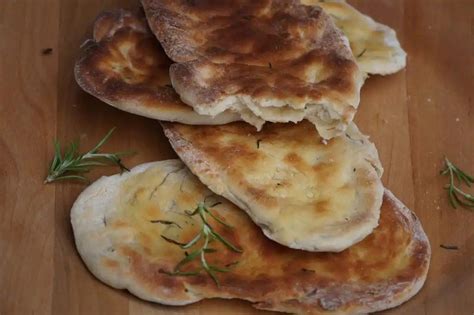 Indyjskie Chlebki Naan Food Breakfast Bread