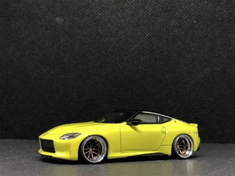 TSMモデル 1 64 ニッサン フェアレディ Z Proto Spec 2023 Ikazuchi Yellow RHD 改 深リム